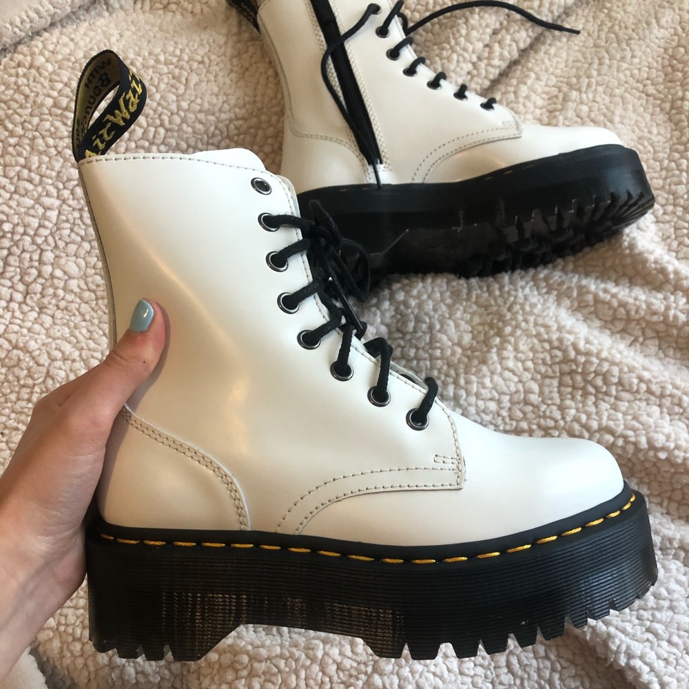 BRAND NEW White leather Jadon Doc martens - Picture 2 of 5